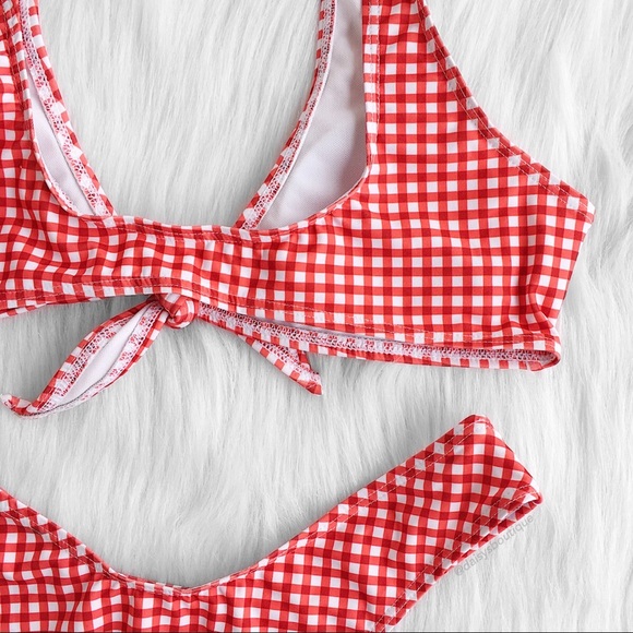 red and white gingham knot bikini - Picture 4 of 5